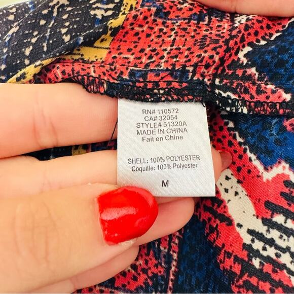 ANTHROPOLOGIE JOSEPH KONRAD Zydeco Red Black Peasant Silky Blouse Tunic Top M - Picture 7 of 10